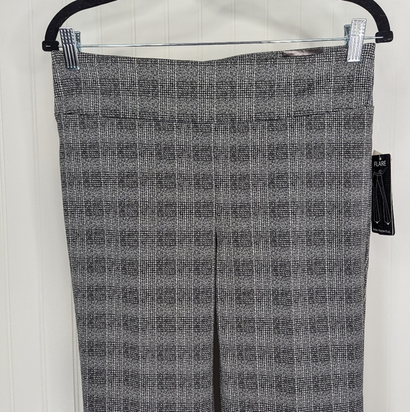 SOHO Plaid Ponte Knit Stretch Flare Pants NWT Sz M - Picture 5 of 12
